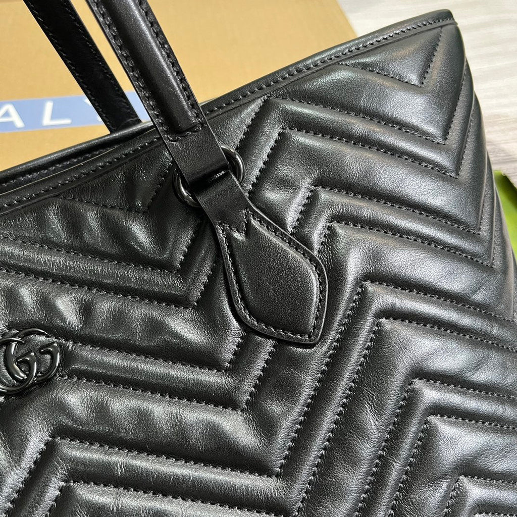 GUCCI MARMONT LARGE 38 TOTE IN BLACK CALFSKIN