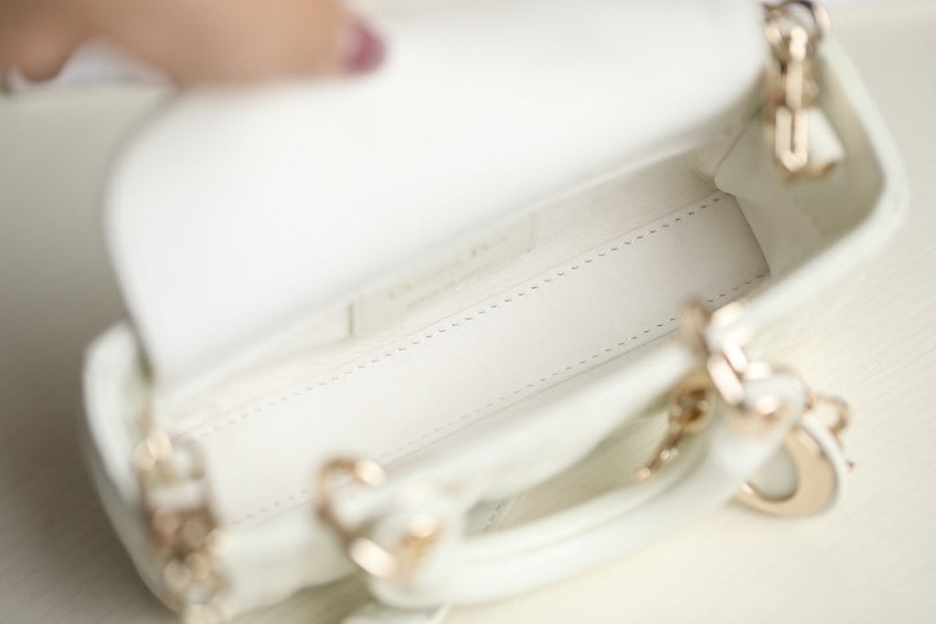 DIOR LADY D-JOY MICRO 16 IN WHITE LAMBSKIN