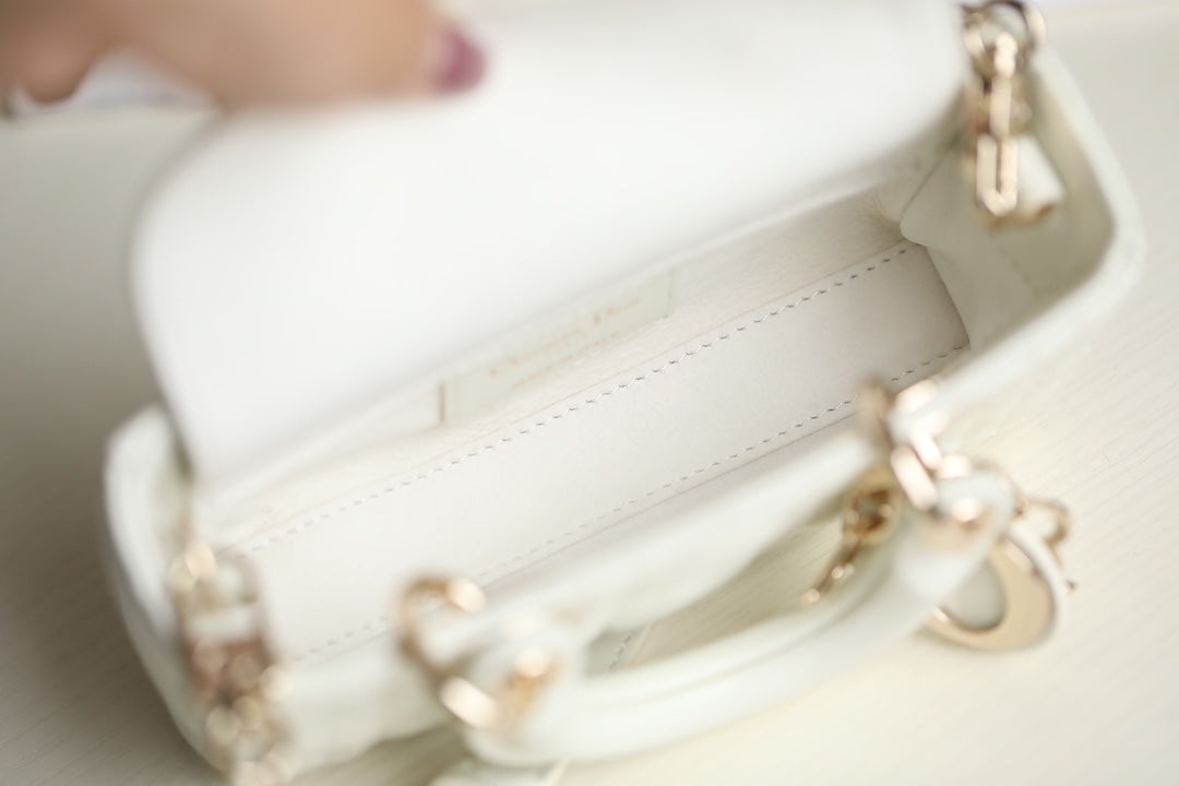 DIOR LADY D-JOY MICRO 16 IN WHITE LAMBSKIN