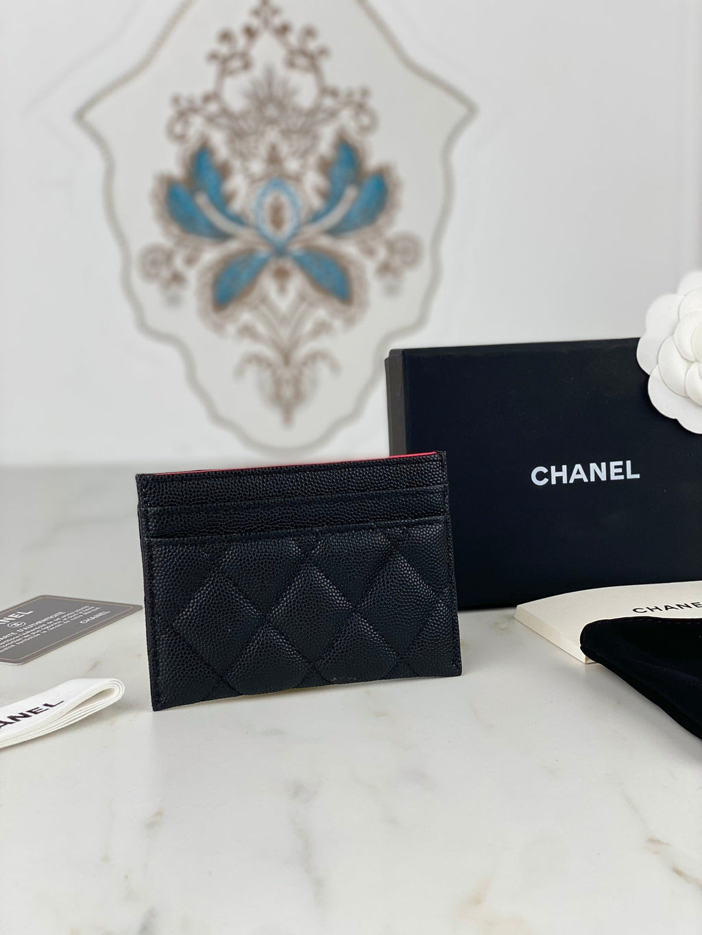 CHANEL CARD HOLDER 19.5 BLACK GRAINED CALFSKIN GOLD ICON