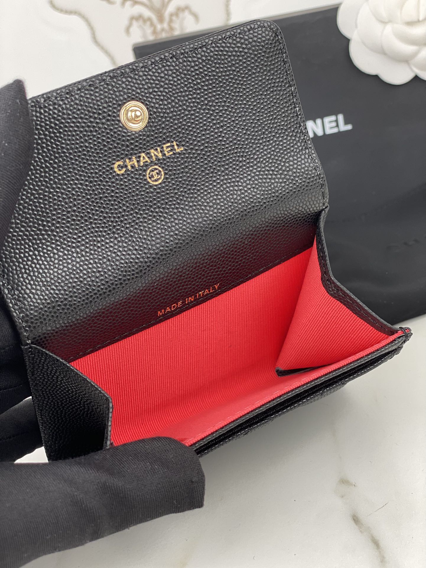 CHANEL FLAP CARD HOLDER 11 BLACK GRAINED CALFSKIN GOLD ICON