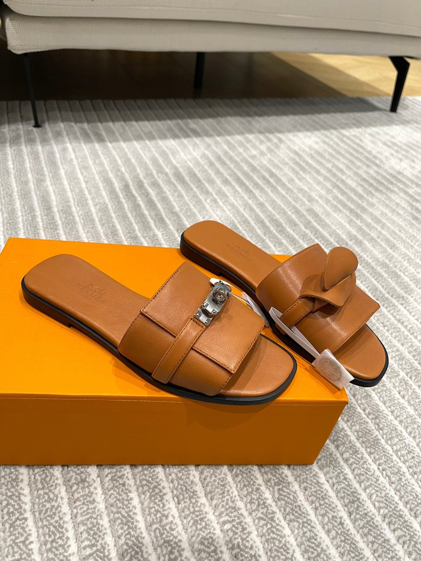 HERMES GABRIEL SANDAL CARAMEL CALFSKIN