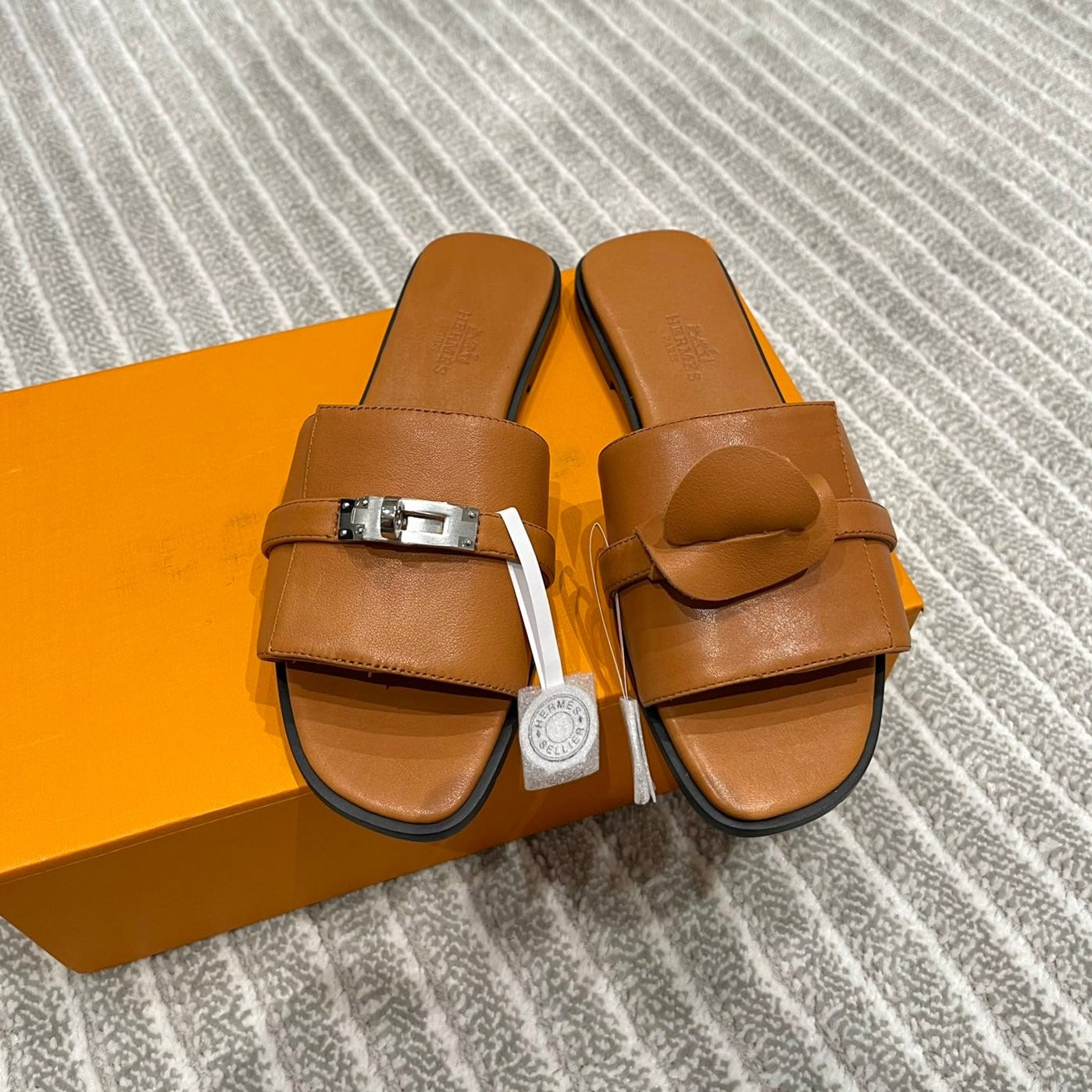 HERMES GABRIEL SANDAL CARAMEL CALFSKIN