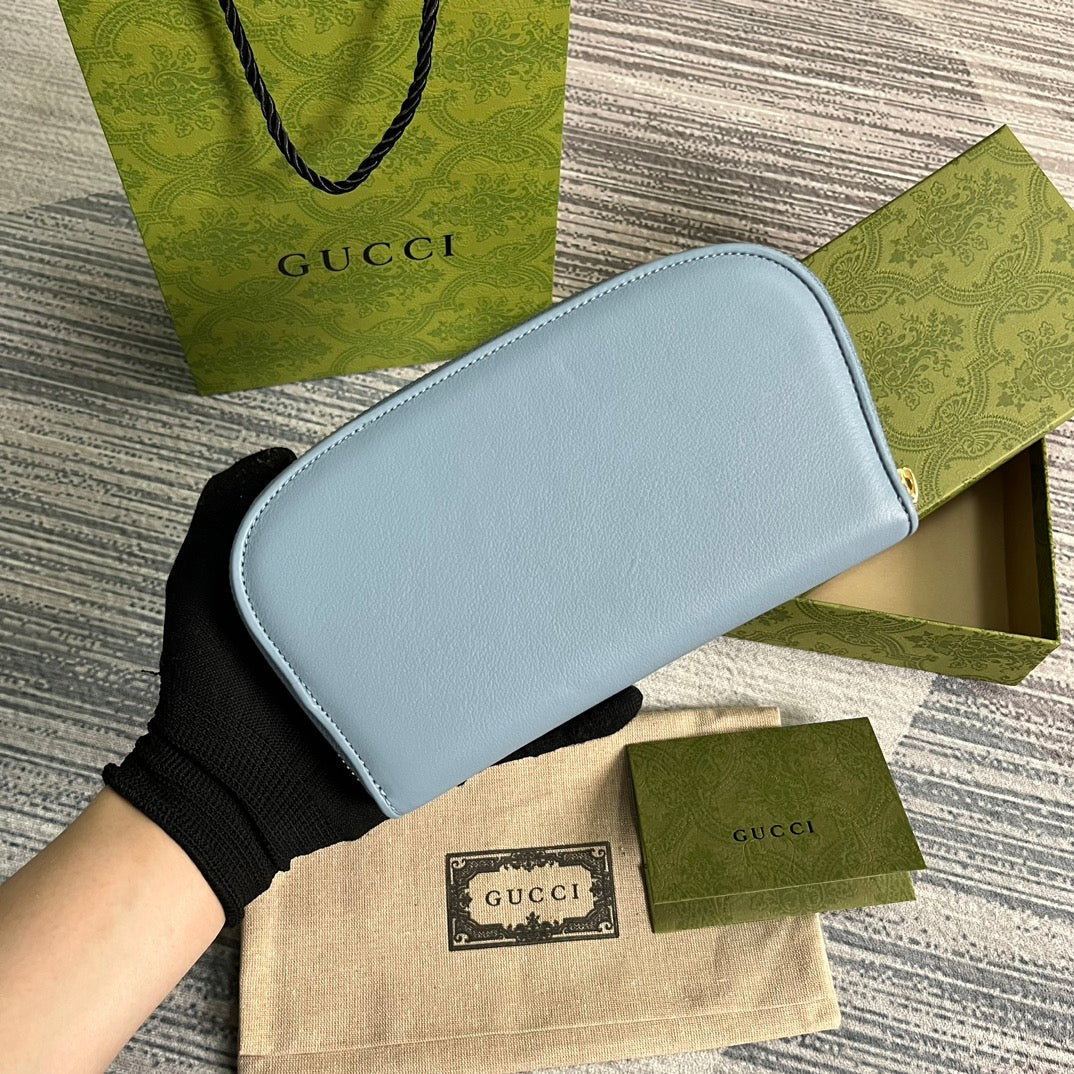 GUCCI BLONDIE 21 FULL ZIP WALLET IN BLUE PASTEL CALFSKIN
