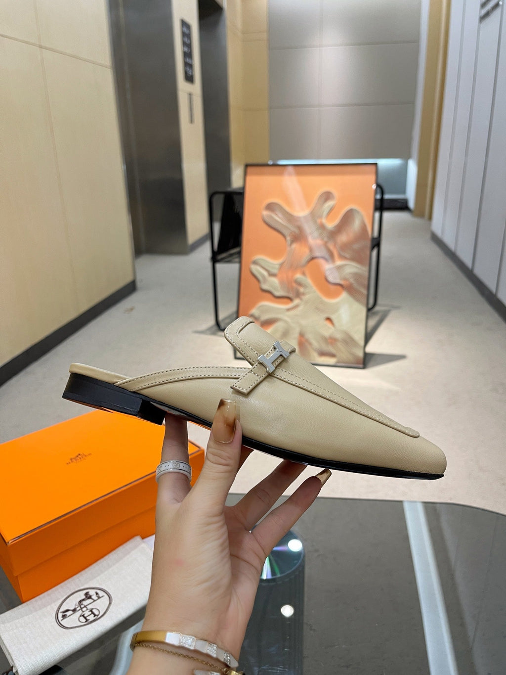 HERMES GROUPIE MULE BEIGE LAMBSKIN
