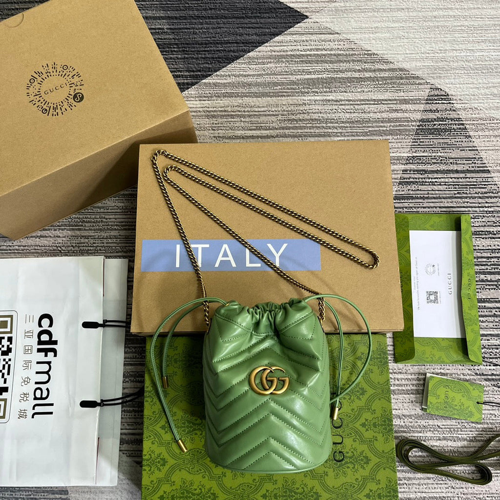 GUCCI MARMONT 17 BUCKET BAG IN LIGHT GREEN CALFSKIN
