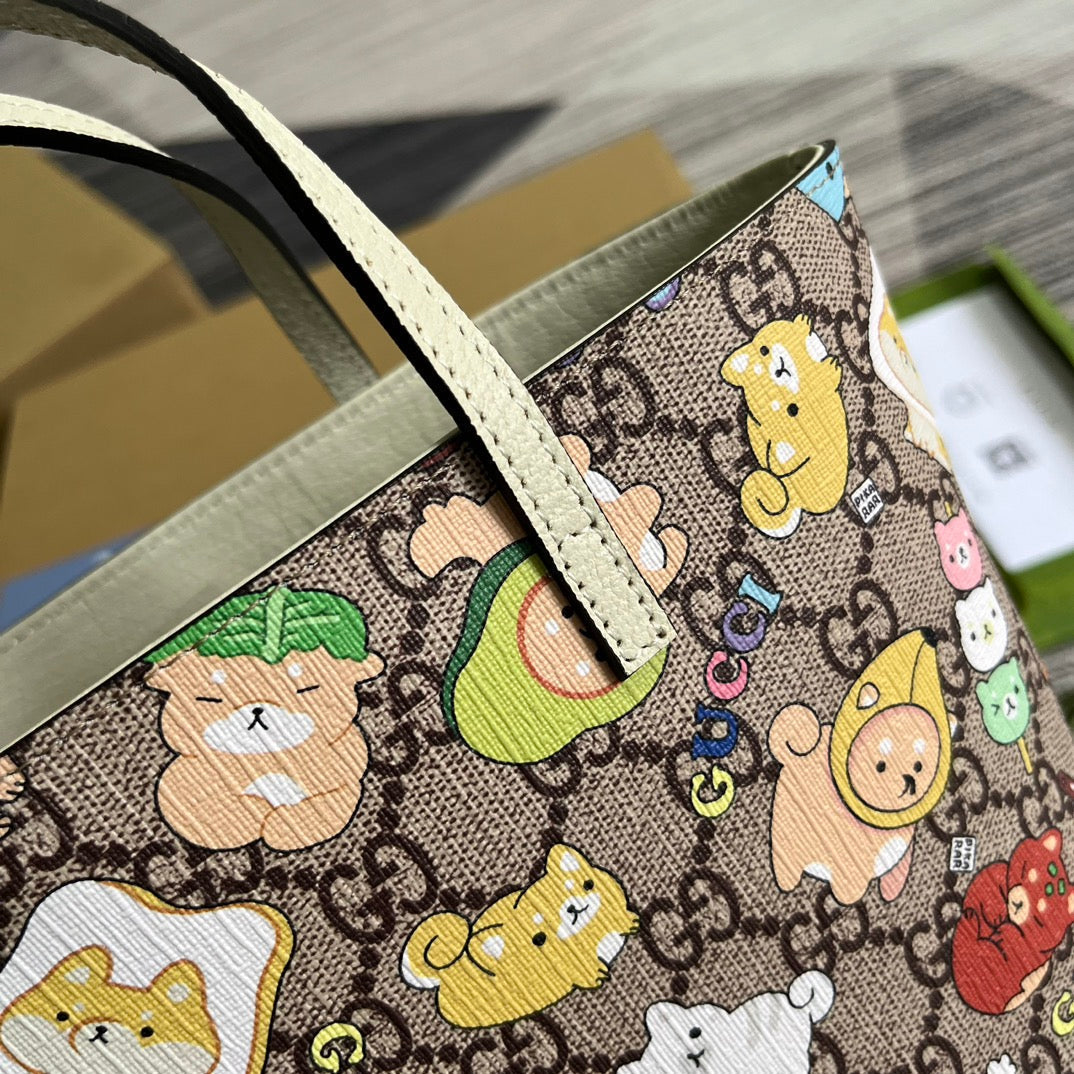 GUCCI SMALL 21 ANIMAL PRINTED TOTE IN BEIGE CANVAS