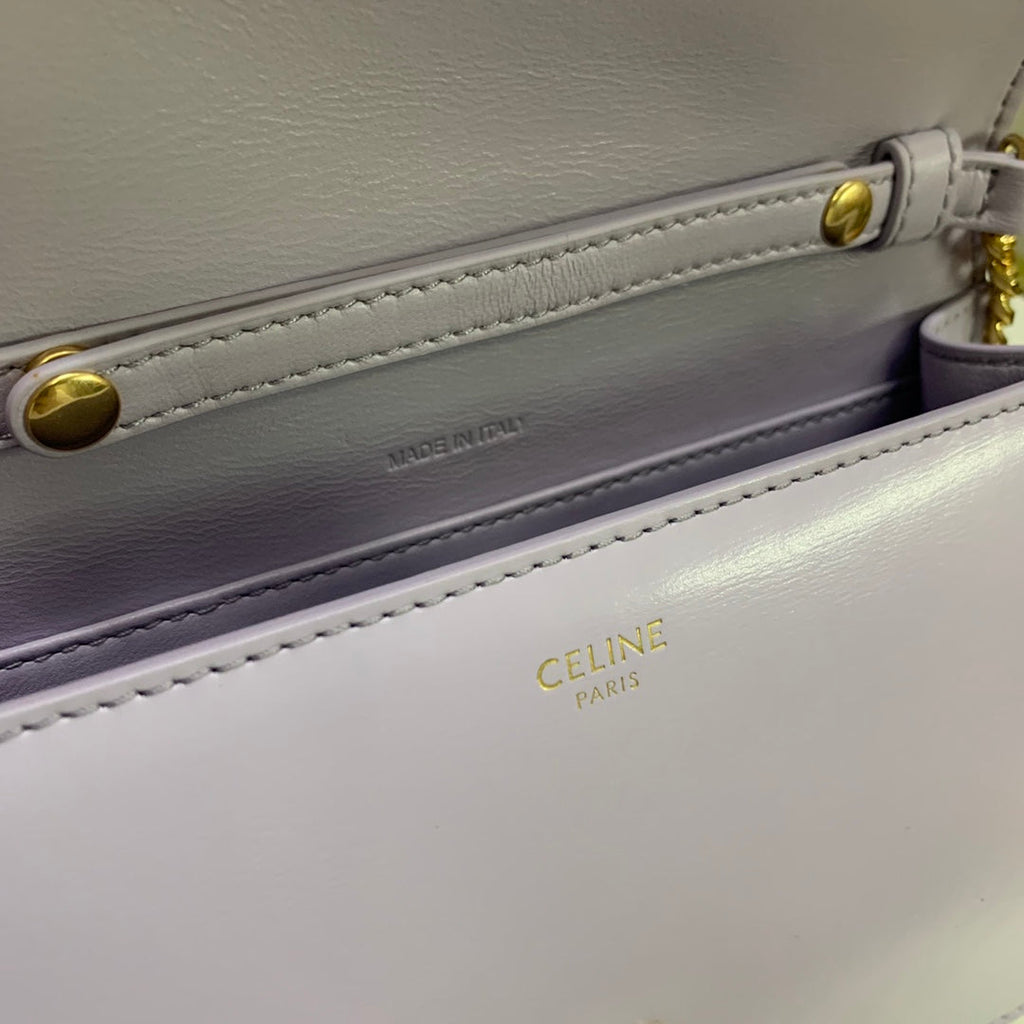 CELINE WALLET ON CHAIN MARGO 19 IN LIGHT LILAC SMOOTH CALFSKIN GOLD HARDWARE