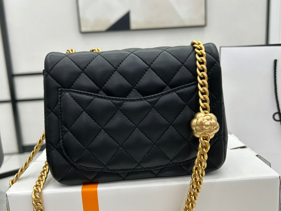 CHANEL SMALL 17 FLAP BAG IN BLACK CALFSKIN GOLD HARDWARE