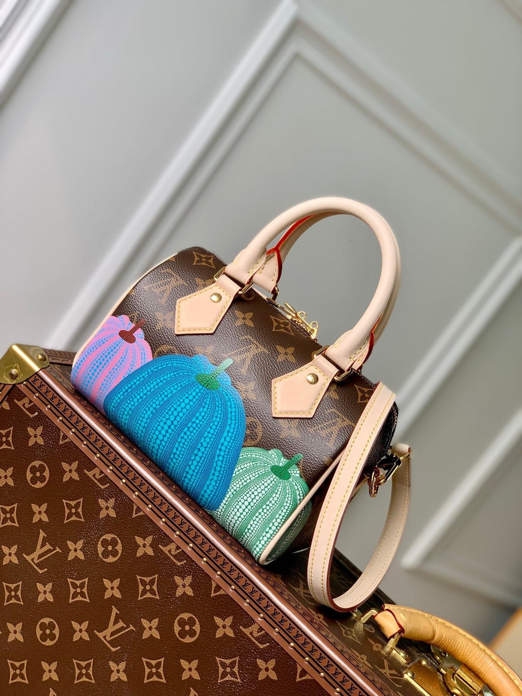 LOUIS VUITTON LV x YK SPEEDY BANDOULIÈRE 20 IN BROWN MONOGRAM COATED CANVAS AND CALFSKIN