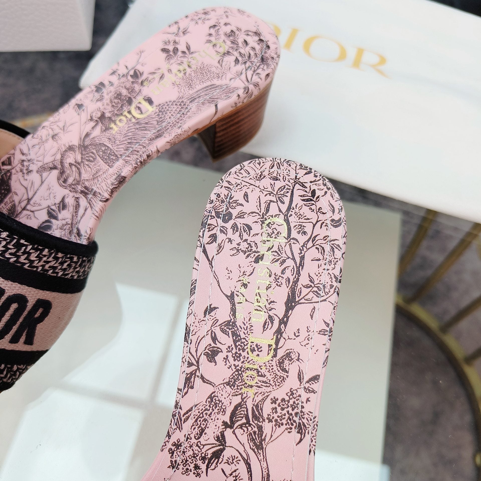 DIOR CD Mule Dway Heeled Slide 45mm Style 12