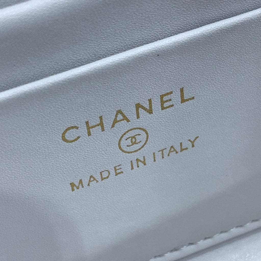 CHANEL 23P Flap Bag 19cm White Caviar Gold Hardware