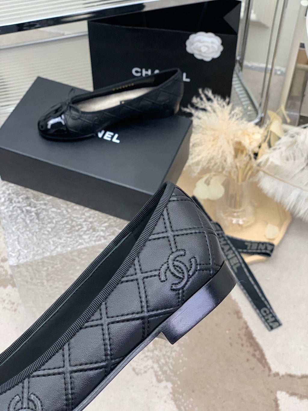 CHANEL BALLET FLAT GLOSSY BLACK LAMBSKIN