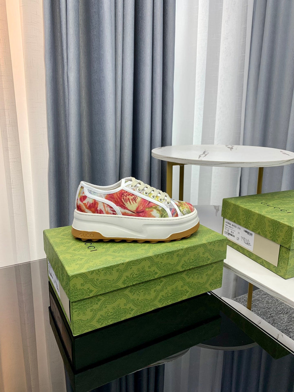 GUCCI SNEAKER FLATFORM FLOWERS PATTERN CANVAS