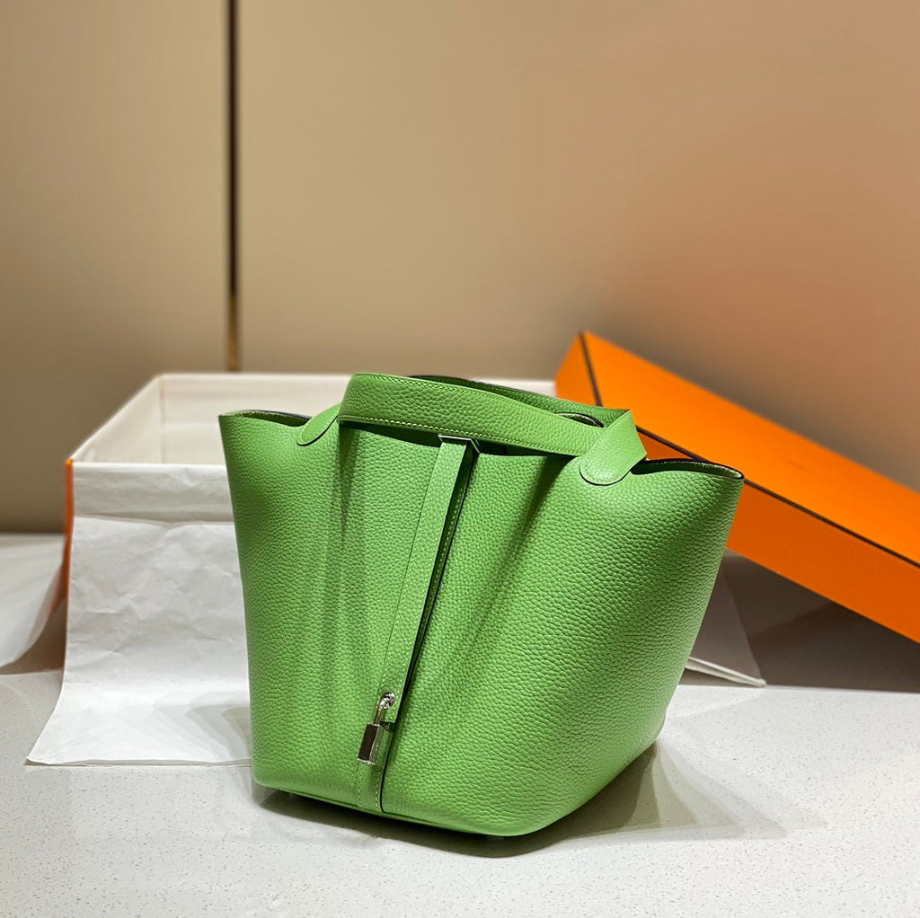HERMES picotin lock 22 green togo shw