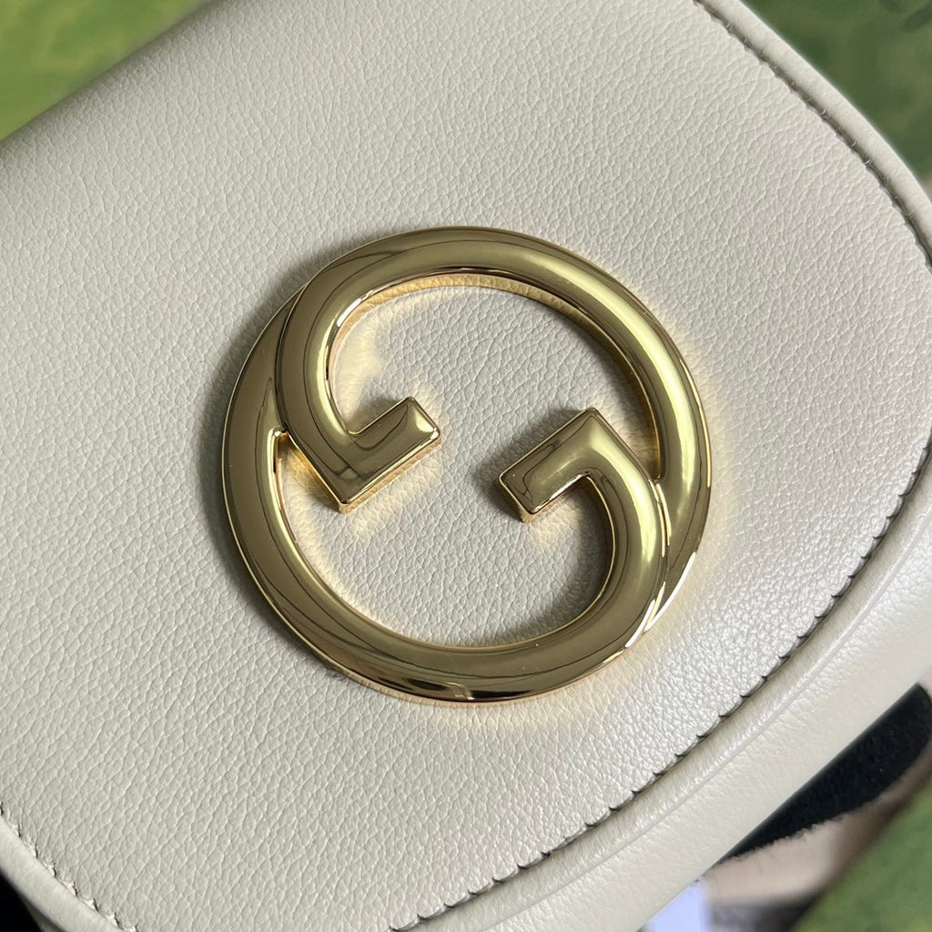 GUCCI BLONDIE INTERLOCK MINI SHOULDER BAG 12 IN WHITE CALFSKIN GOLD CHAIN