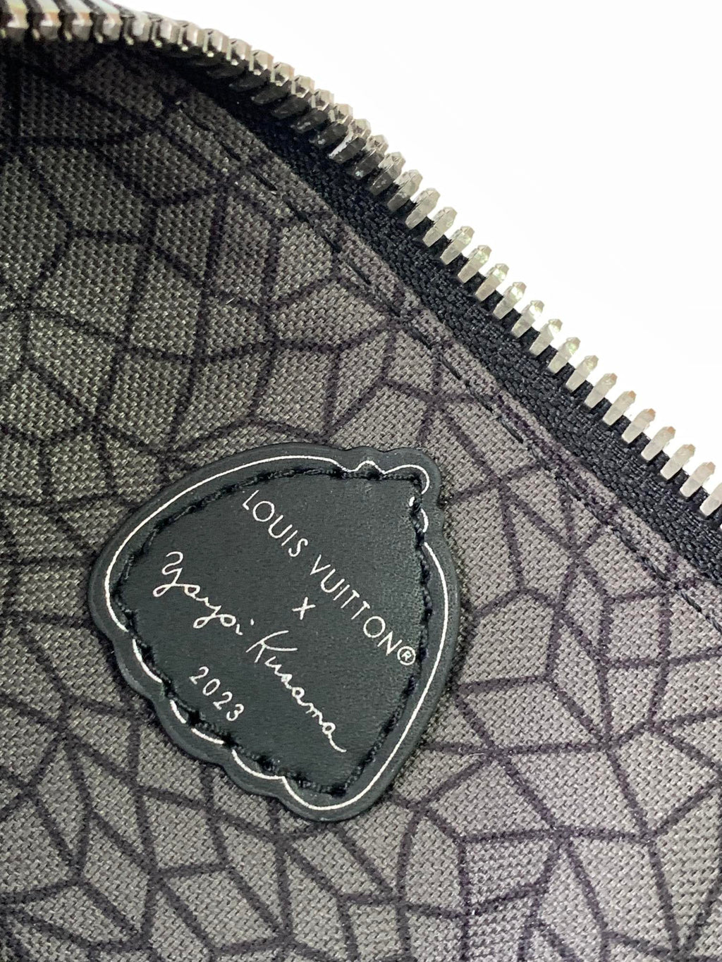 LOUIS VUITTON KEEPALL BANDOULIÈRE 21 IN MULTICOLOR CALFSKIN