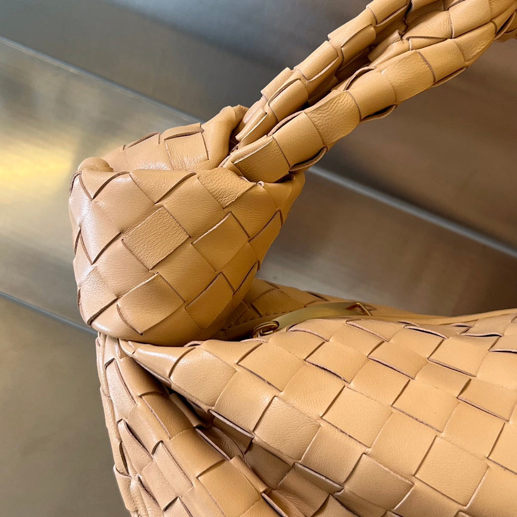 BOTTEGA VENETA SMALL JODIE 48 GOLDEN BROWN CALFSKIN