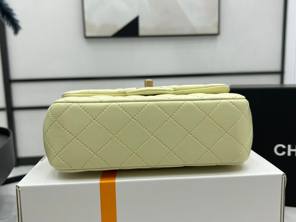 CHANEL SMALL 20 FLAP BAG IN NEON YELLOW CALFSKIN GOLD HARDWARE