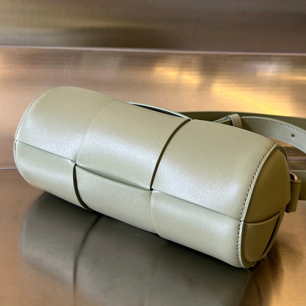 BOTTEGA VENETA SMALL CYLINDER CASSETTE 21 IN TRAVERTINE CALFSKIN