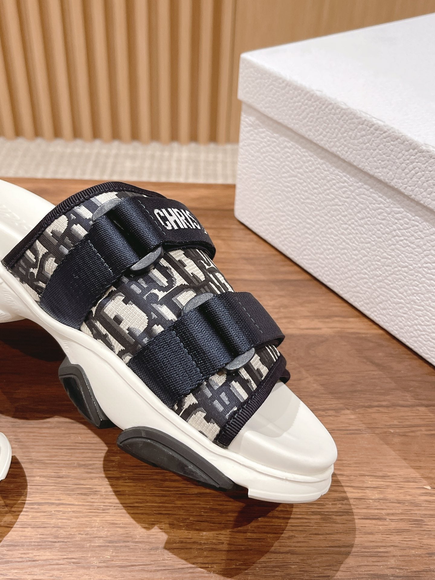 DIOR PLATFORM SLIDES 25S 30 MM IN MIDNIGHT BLUE MIX WHITE FABRIC AND CALFSKIN
