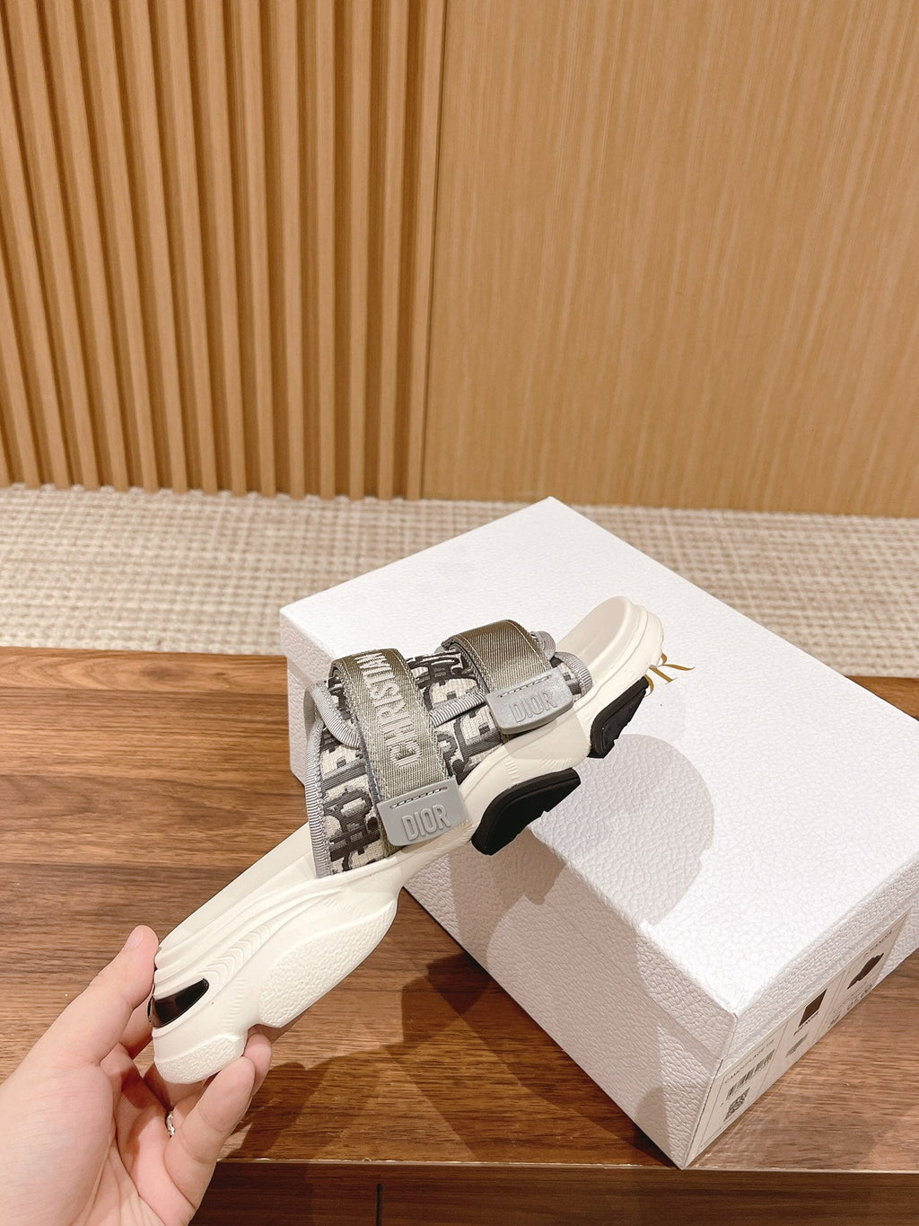 DIOR PLATFORM SLIDES 25S 30 MM IN WHITE MIX GREY FABRIC AND CALFSKIN