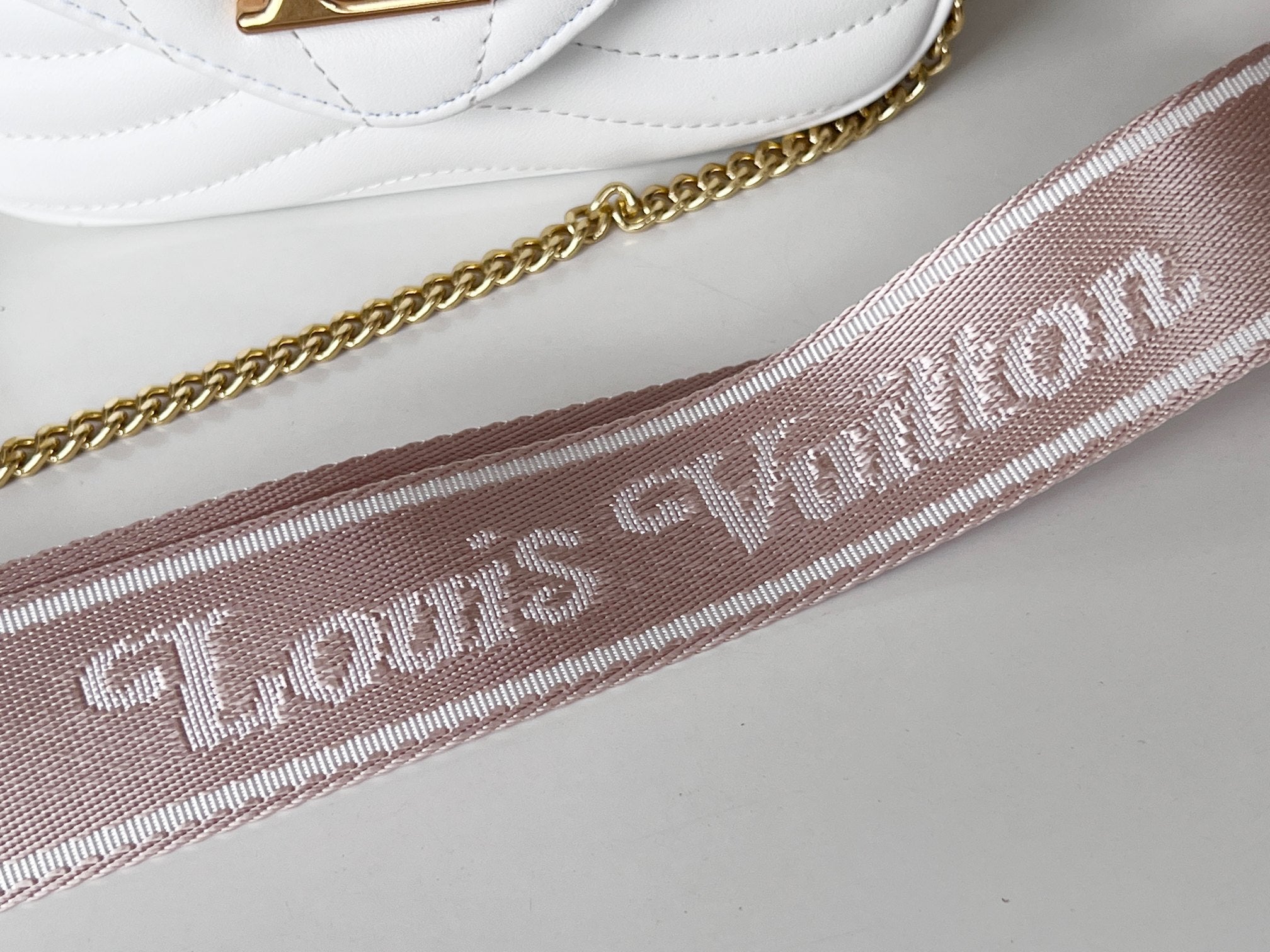 LOUIS VUITTON LV 25S WAVE MULTI POCHETTE 19 IN WHITE CALFSKIN GOLD HARDWARE