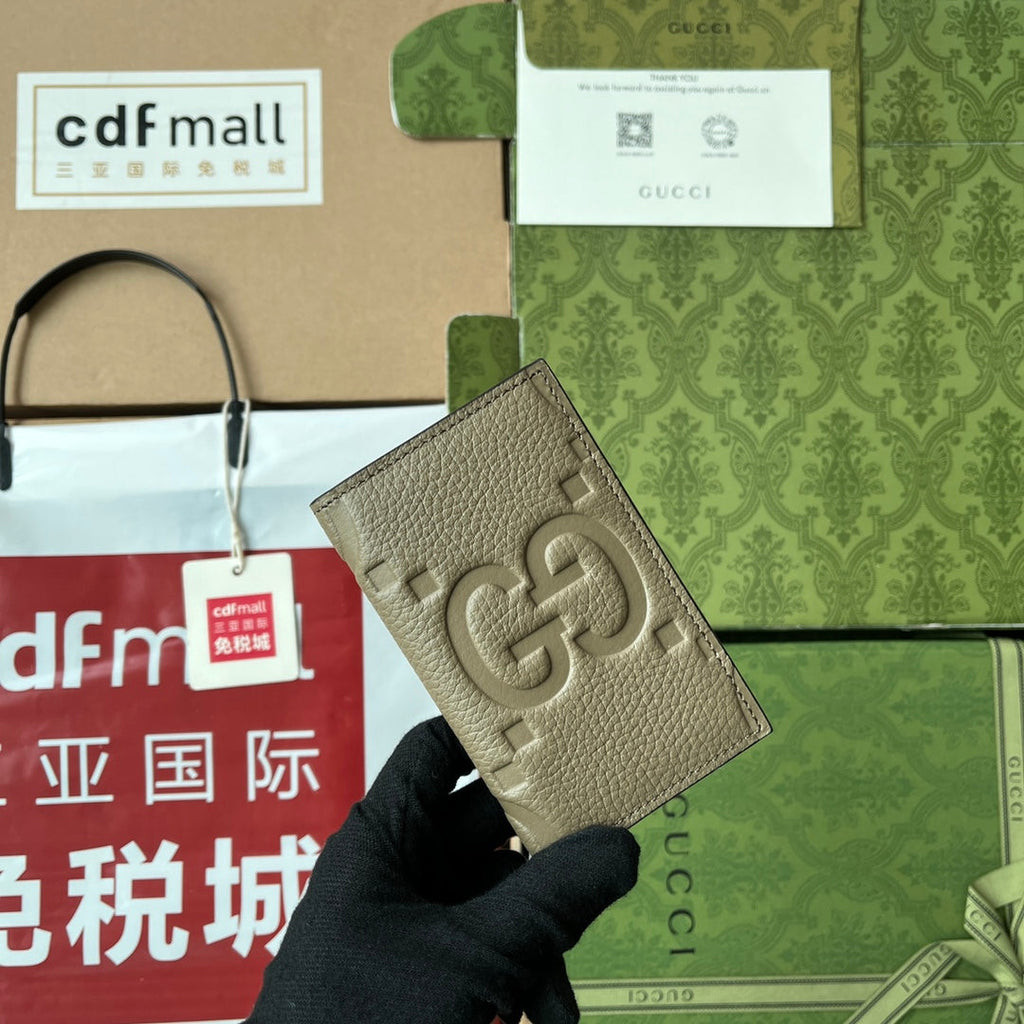 GUCCI CARD HOLDER 12 IN MOSS GREEN EMBOSSED CALFSKIN