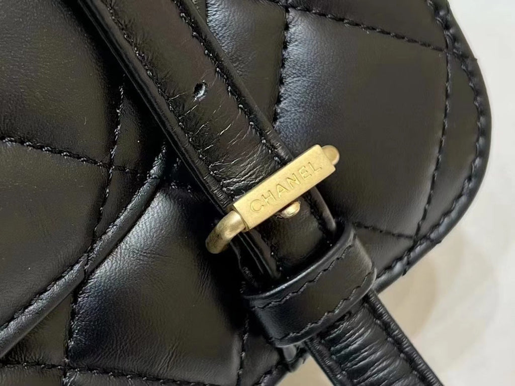CHANEL 25S  MEDIUM FLAP BAG 25 IN BLACK CALFSKIN GOLD HARDWARE
