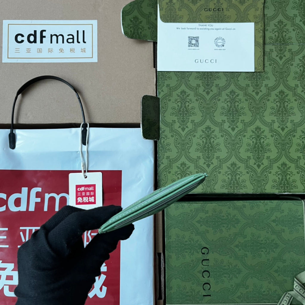 GUCCI MARMONT QUILTED CARD CASE 10 IN LIGHT GREEN LAMBSKIN