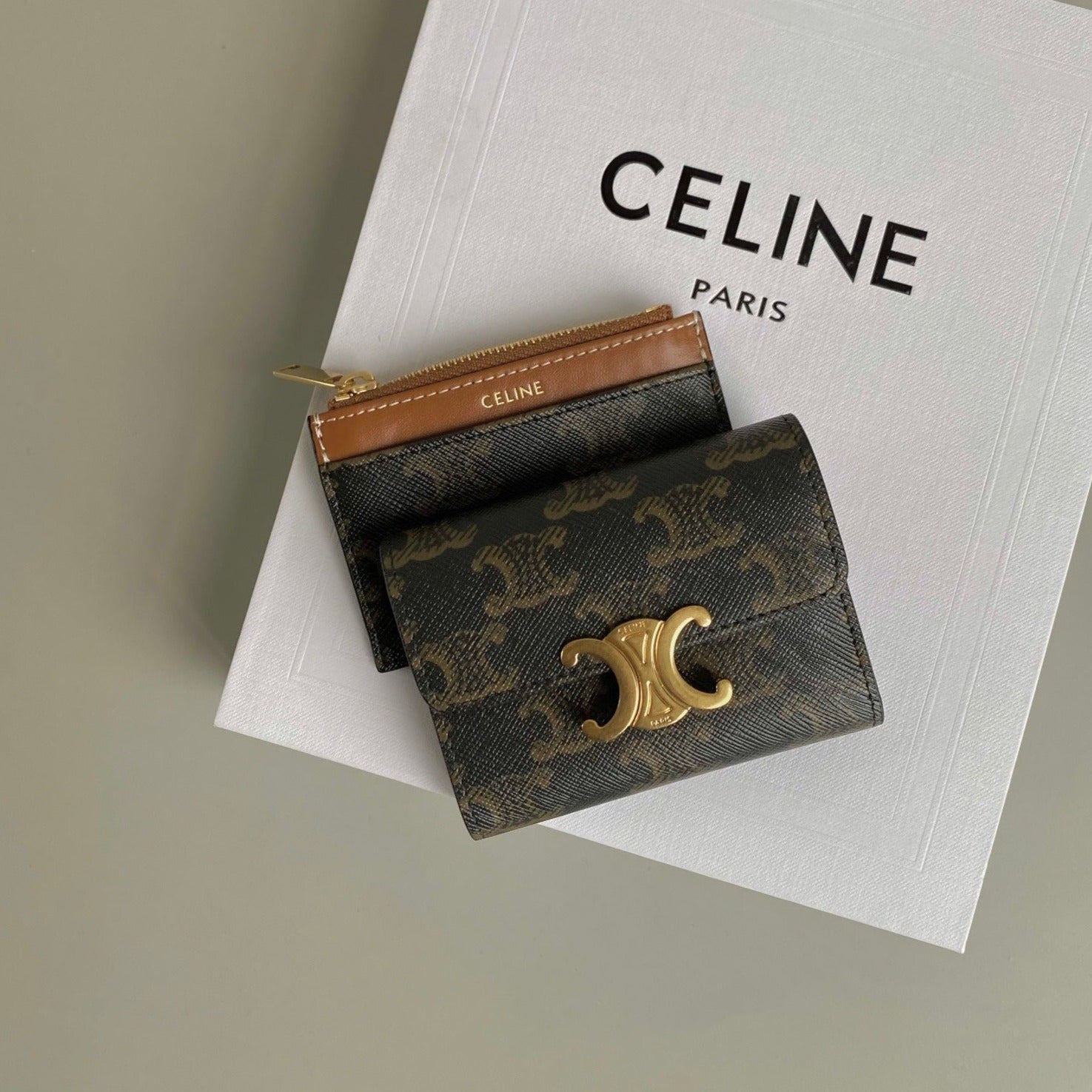 CELINE TRIOMPHE 9 WALLET TWO-IN-ONE OLD FLOWER BROWN CALFSKIN