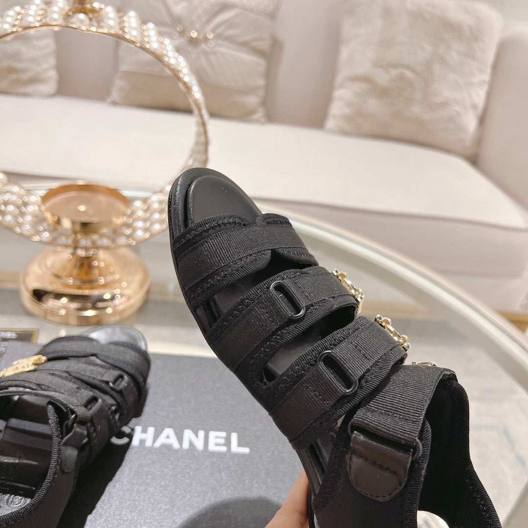CHANEL Double C  Xiaoxiang Chain Fabric Head Chunky Sandal Black Lambskin