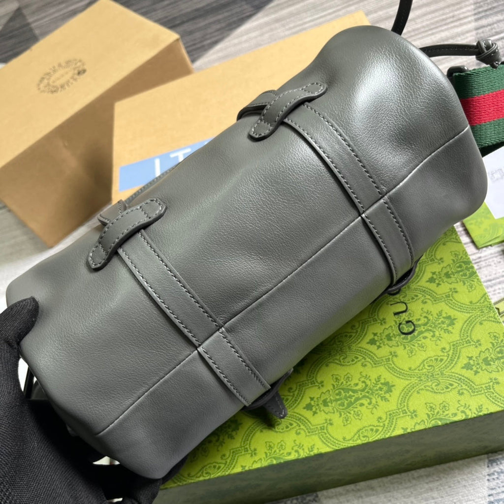GUCCI SMALL 28 DUFFLE BAG IN BLACK SOLF CALFSKIN