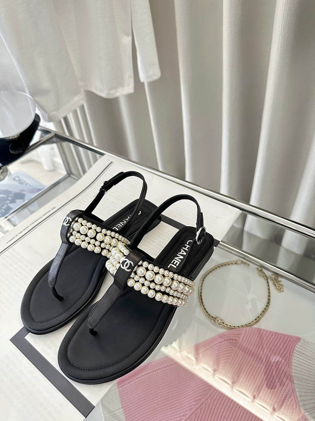 CHANEL CLASSIC THONG SANDALS PEARL CHAIN IN BLACK LAMBSKIN