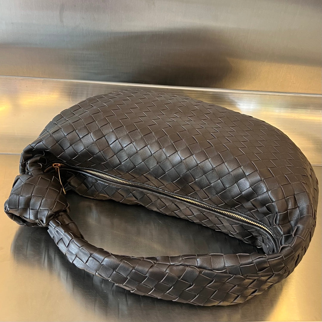 BOTTEGA VENETA SMALL JODIE 48 BLACK CALFSKIN