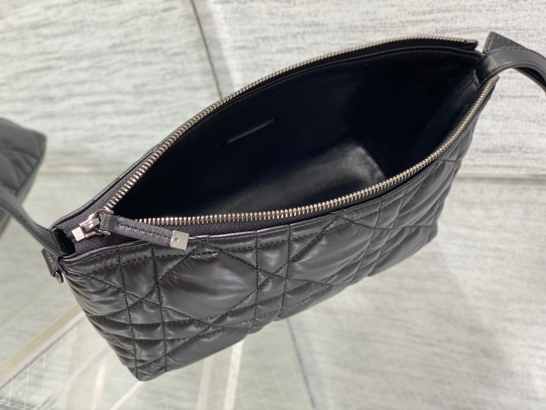 DIOR TRAVEL NOMAD POUCH 22 IN BLACK MACROCANNAGE LAMBSKIN