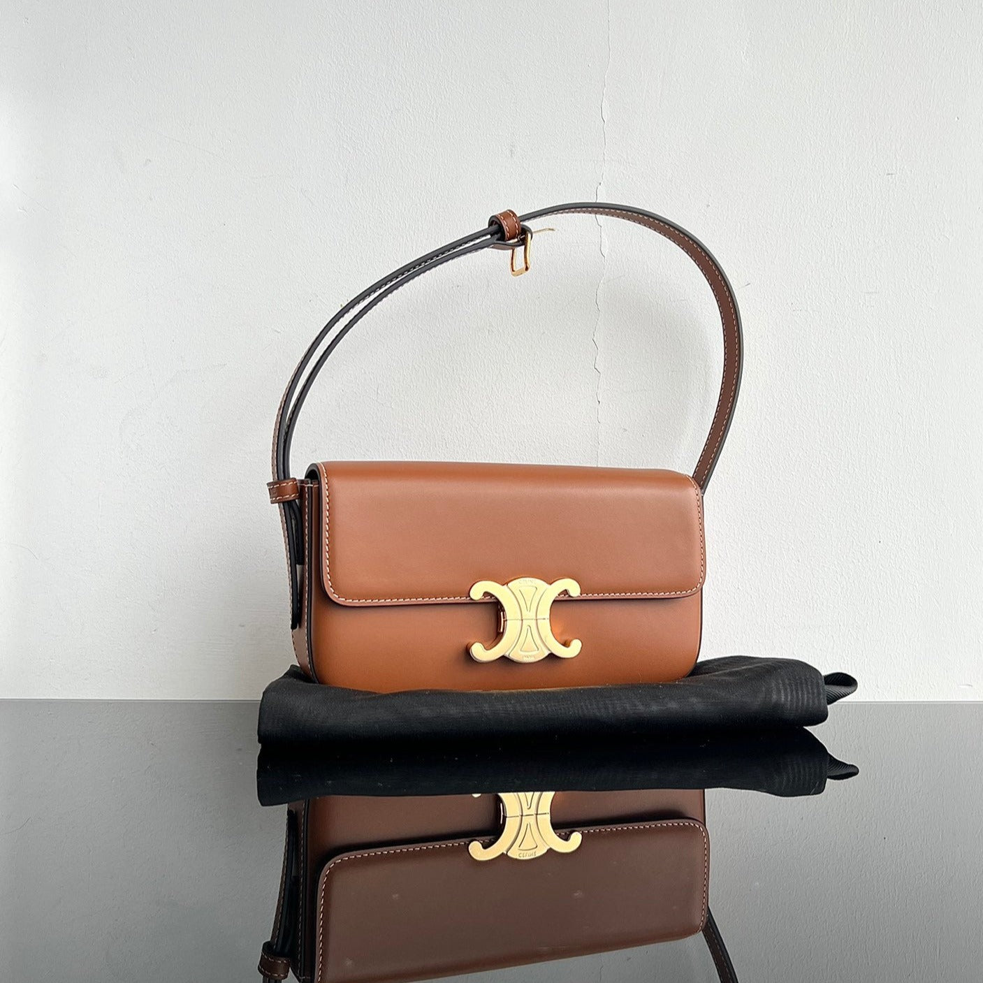 CELINE TRIOMPHE 20 CIDER ORANGE CALFSKIN