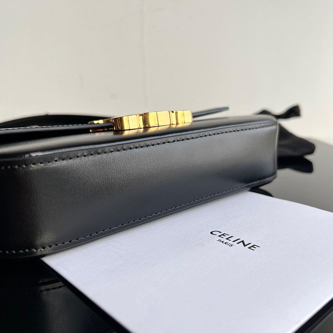 CELINE TRIOMPHE 20 BLACK CALFSKIN