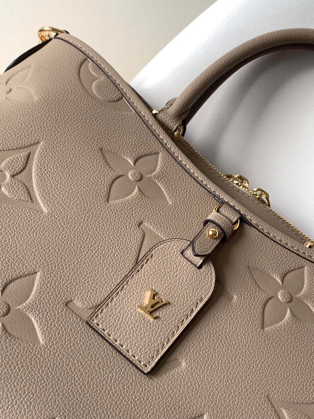 LOUIS VUITTON LV 25S TRIANON MM BAG 36 IN WARM TAUPE CALFSKIN GOLD HARDWARE