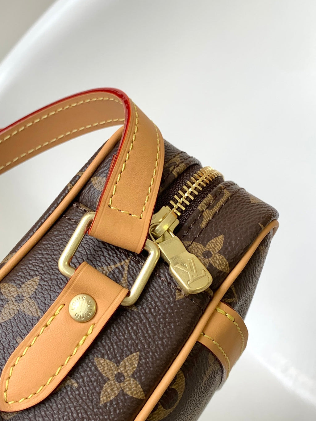 LOUIS VUITTON TROCADERO MINI MESSENGER BAG 23 IN BEIGE AND BROWN MONOGRAM COATED CANVAS