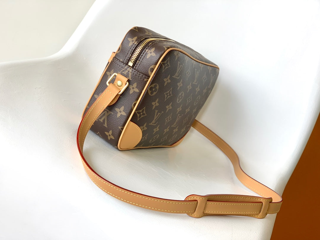 LOUIS VUITTON TROCADERO MEDIUM MESSENGER BAG 27 IN BEIGE AND BROWN MONOGRAM COATED CANVAS