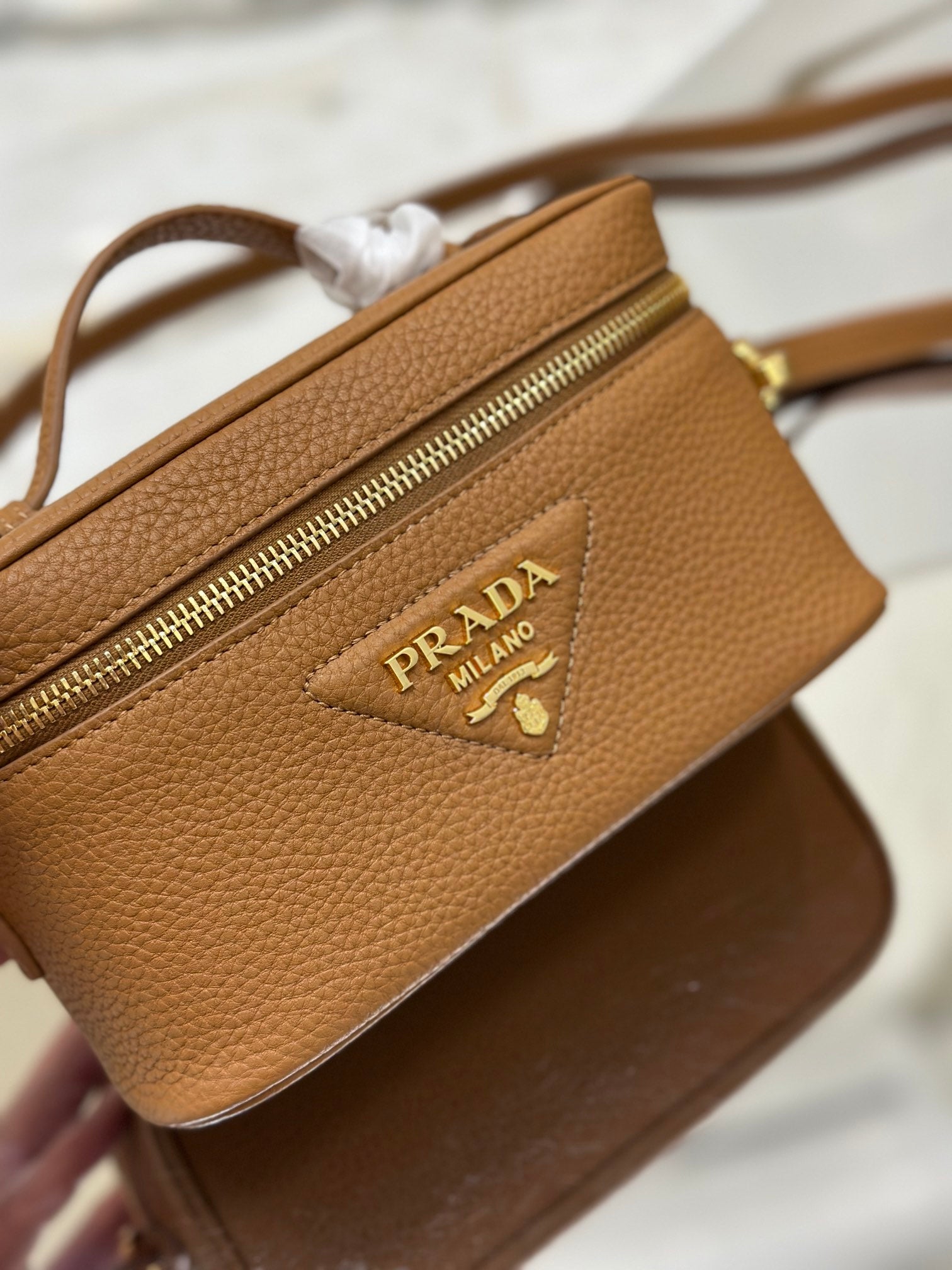 PRADA VANITY CASE 18 IN RUSSET BROWN GRAINED CALFSKIN GOLD HARDWARE