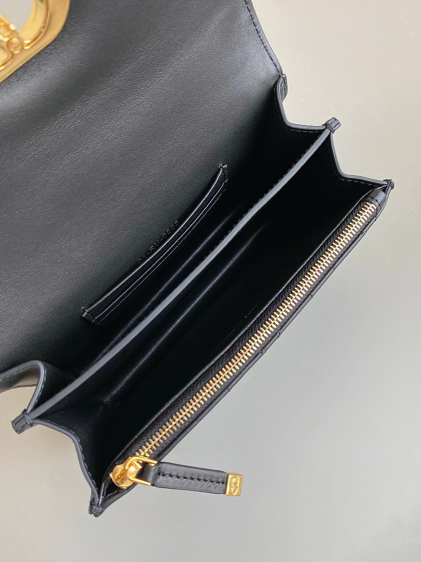 DIOR MINI CHAIN BAG 17 IN BLACK CALFSKIN
