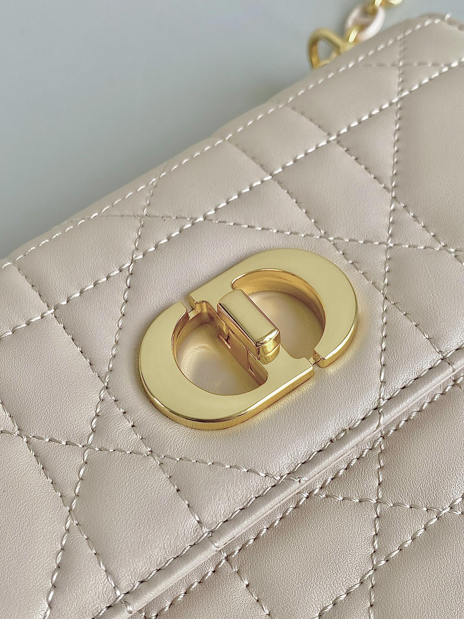 DIOR MINI CHAIN BAG 17 IN BEIGE CALFSKIN