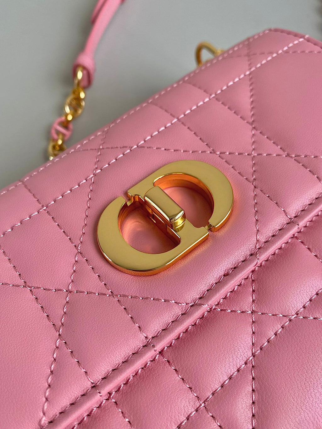 DIOR MINI CHAIN BAG 17 IN LIGHT PINK CALFSKIN