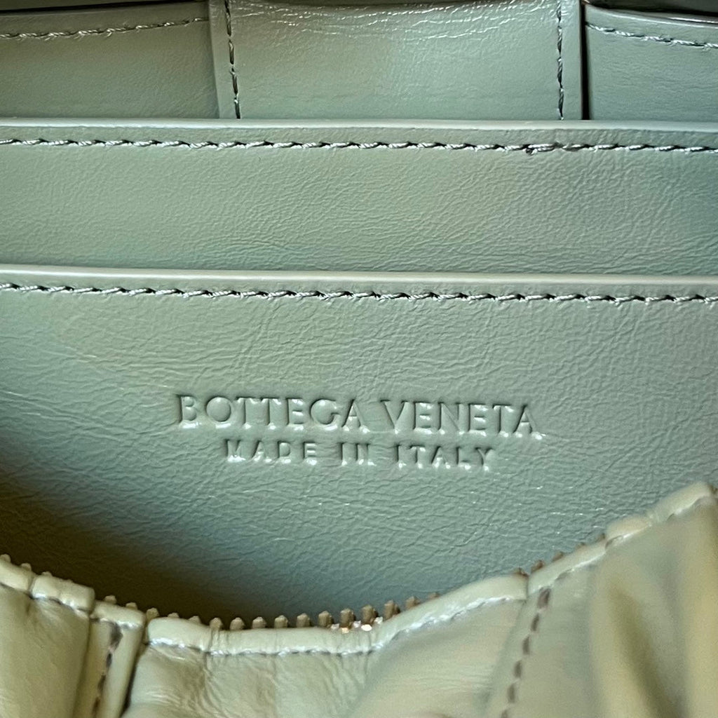 BOTTEGA VENETA SMALL BRICK CASSETTE 23 IN SWAMP GREEN SOFT LAMBSKIN