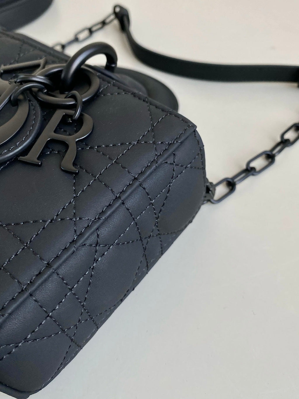 DIOR D-JOY BAG 22 IN BLACK LAMBSKIN