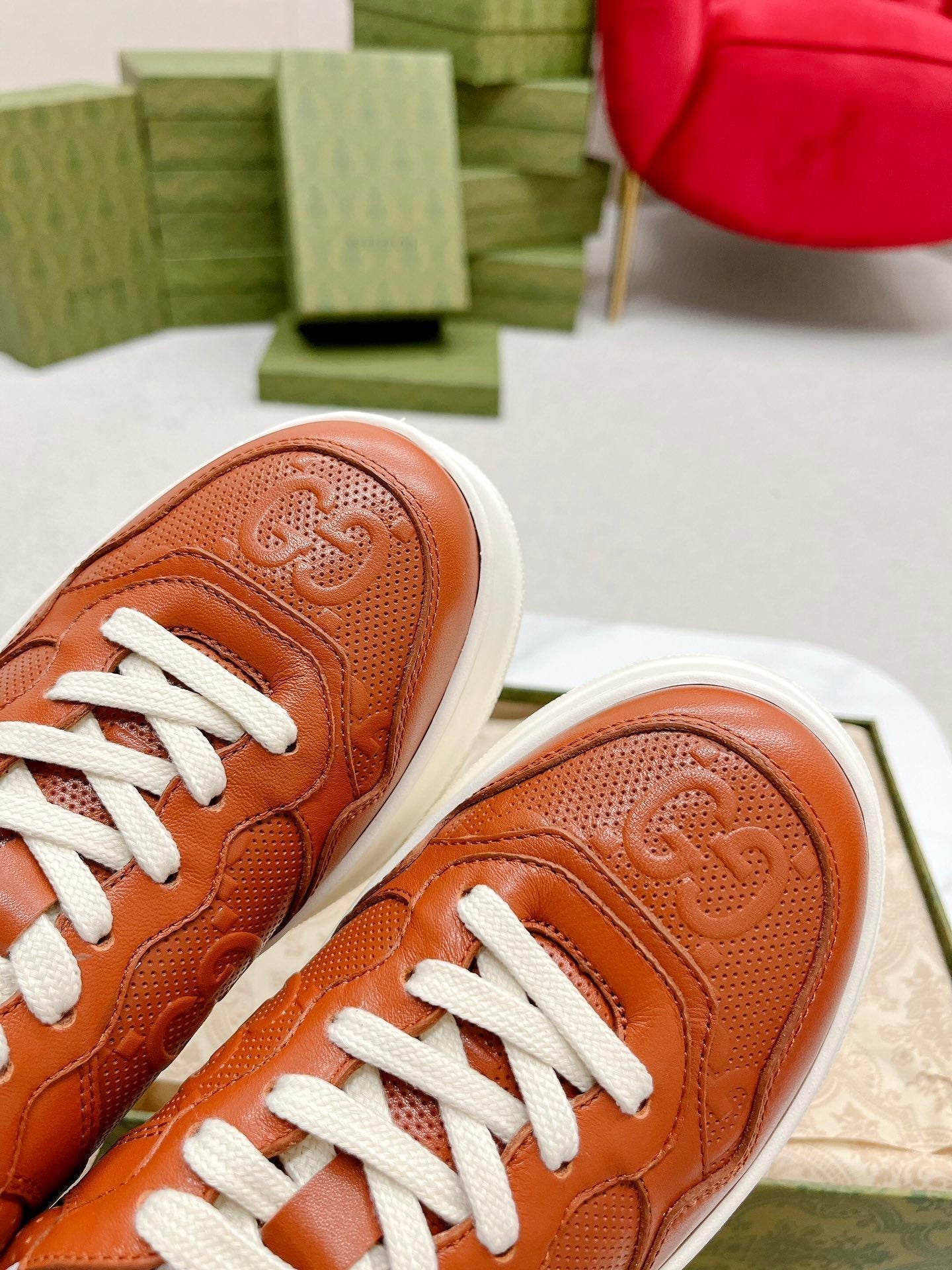 GUCCI EMBOSSED TRAINER CARAMEL CALFSKIN