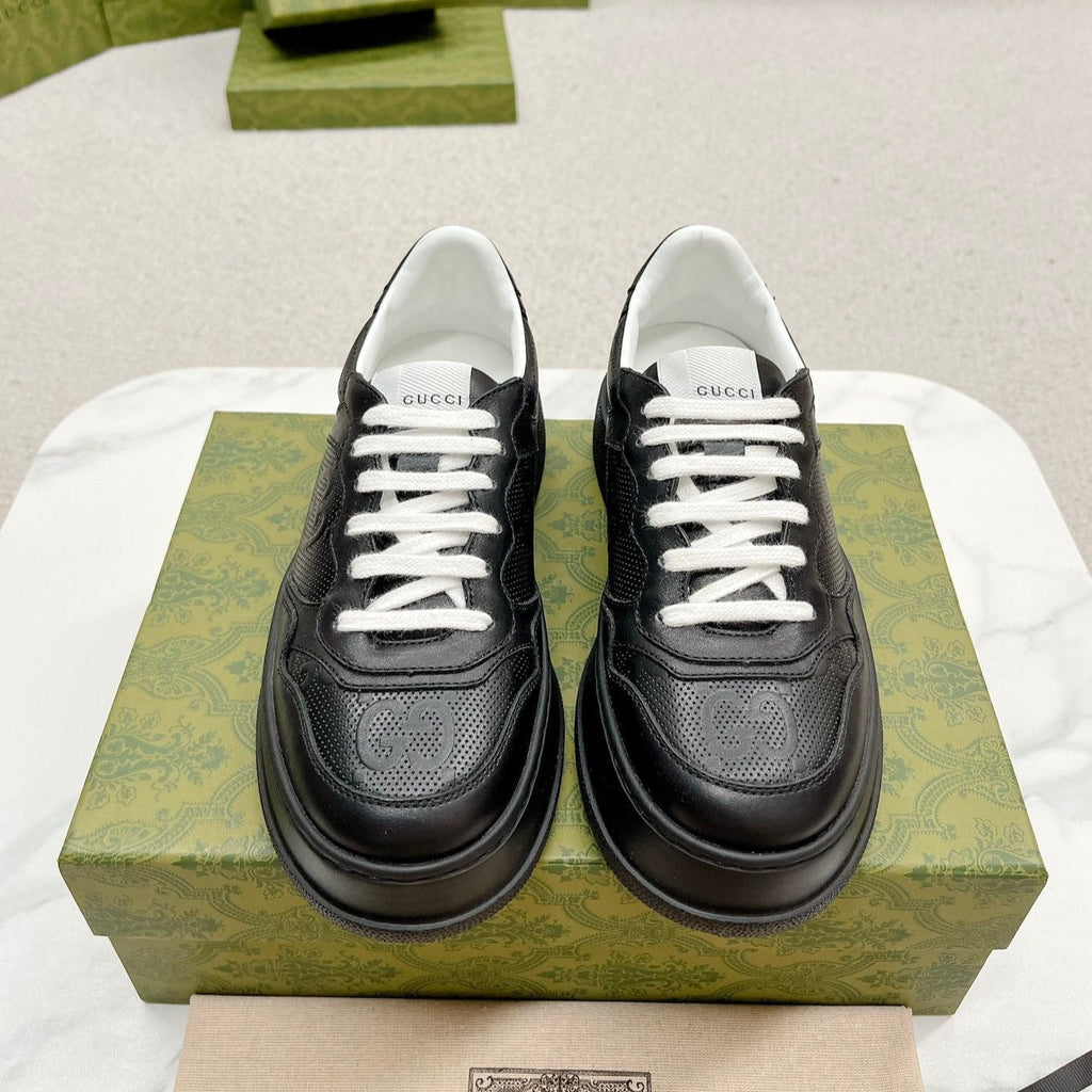 GUCCI EMBOSSED TRAINER BLACK CALFSKIN