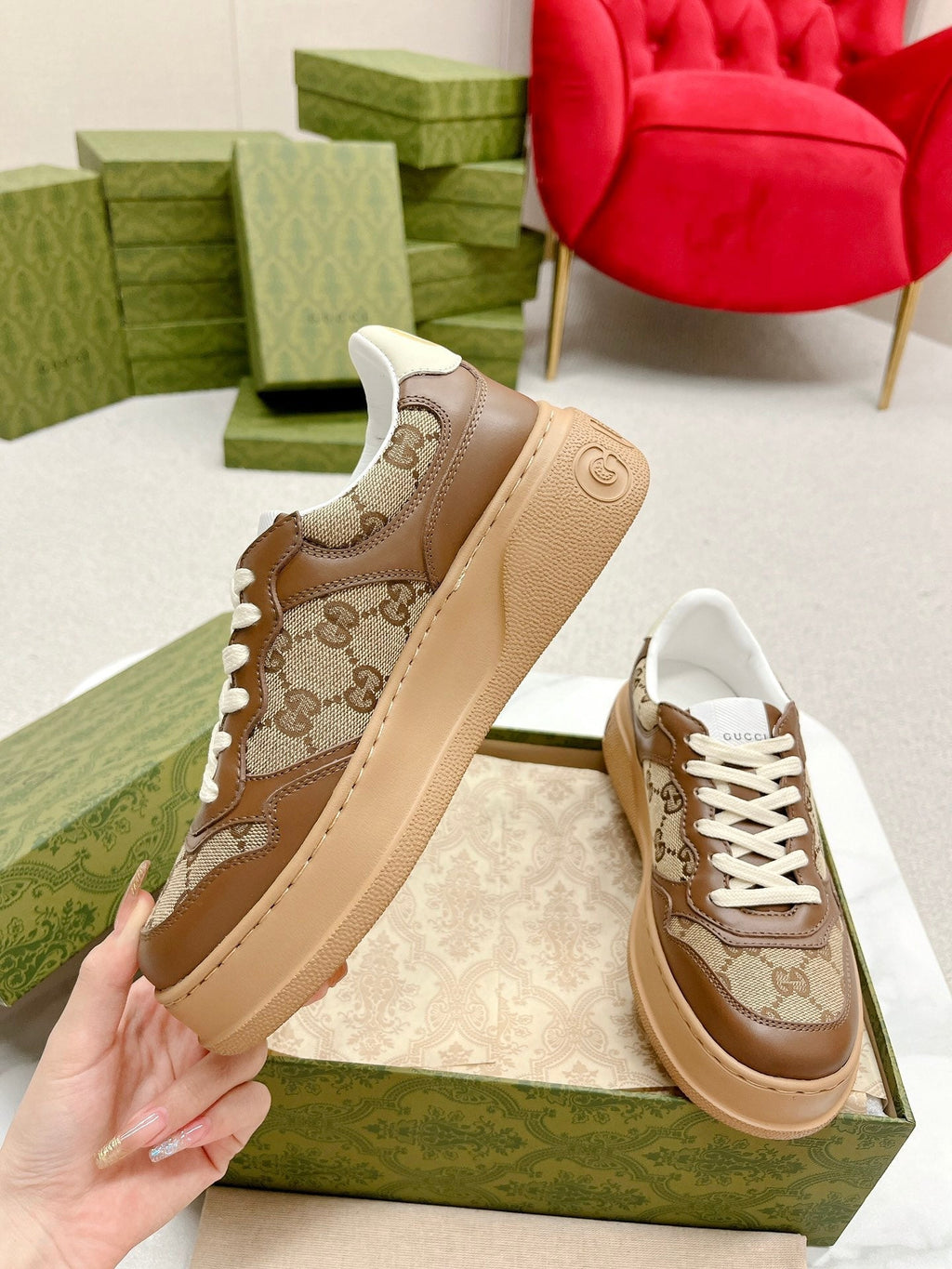 GUCCI TRAINER CARAMEL CALFSKIN